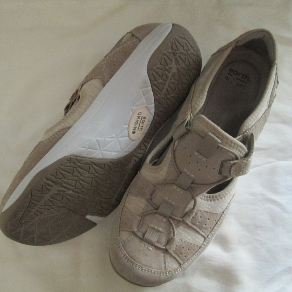 Earth Origins Skye Song Fisherman Style Sandals, Size 10, New Khaki